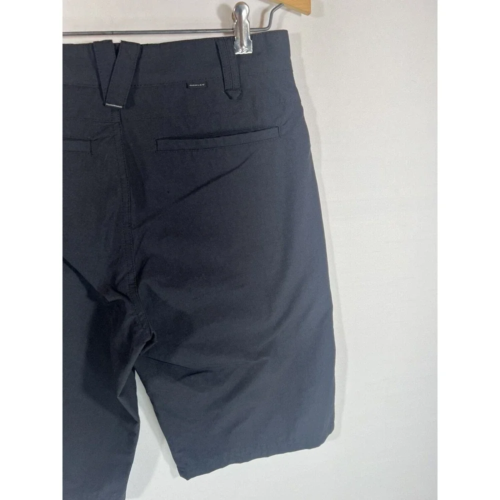 Oakley Mens Shorts 28 Black Performance Chino Hiking Golf Casual Lightweight